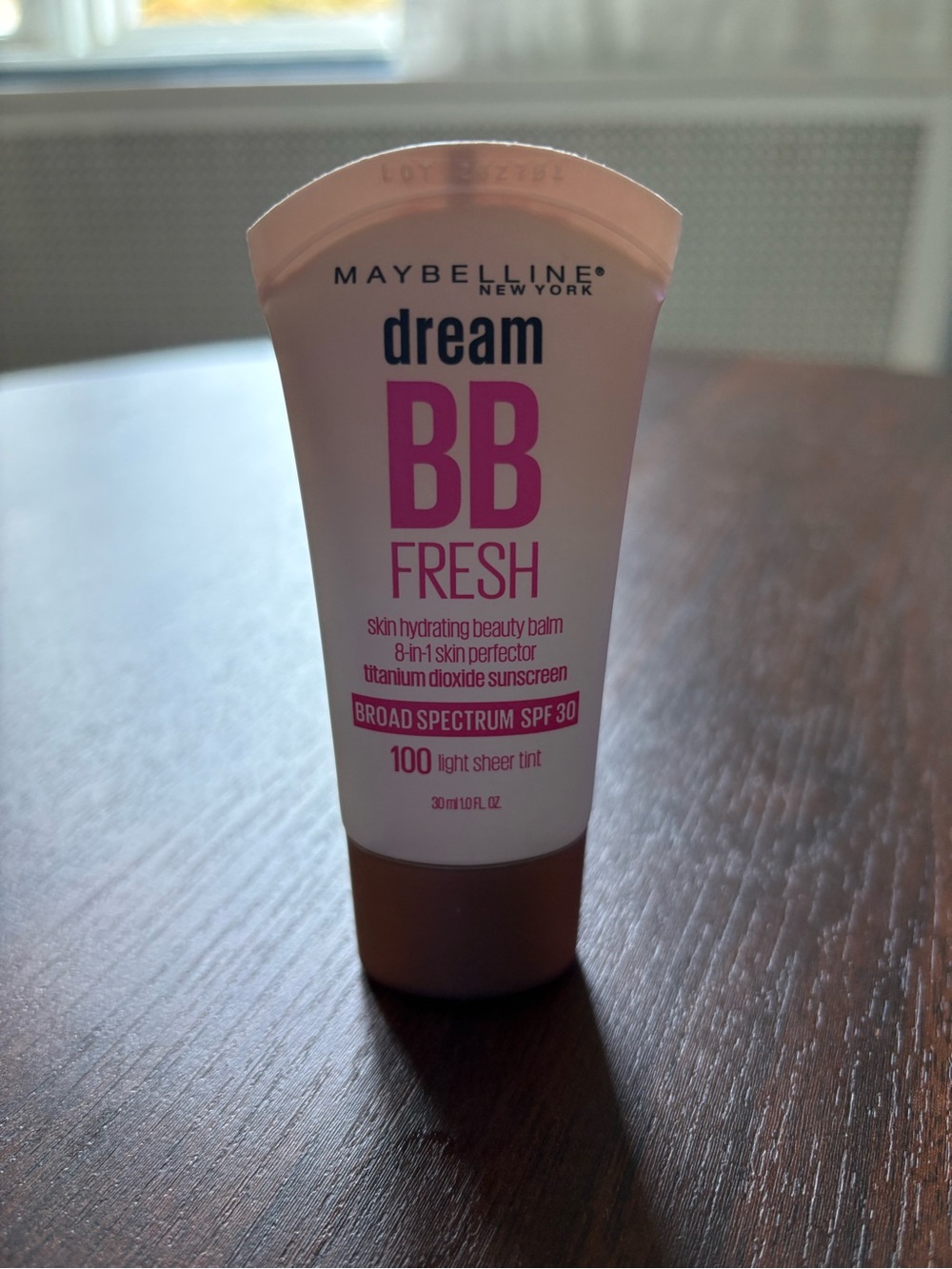 Maybelline Dream BB Fresh Hydrating Beauty Balm - 100 Light Sheer Tint